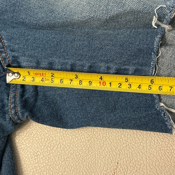 COPY - NWT Blank NYC Jean Shorts 18W - Picture 7 of 8